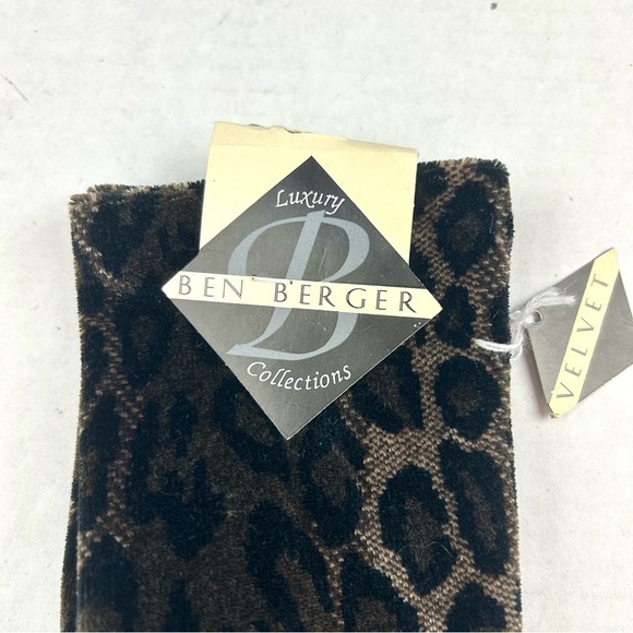 Ben Berger Luxury Collection Leopard Velvet Gloves NWT - Picture 3 of 6